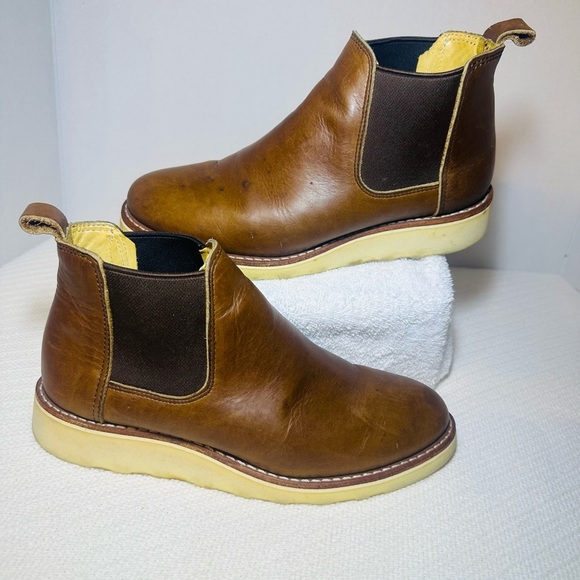Red wing Shoes Classic Chelcea Brown Leather Men's boots - Picture 3 of 10